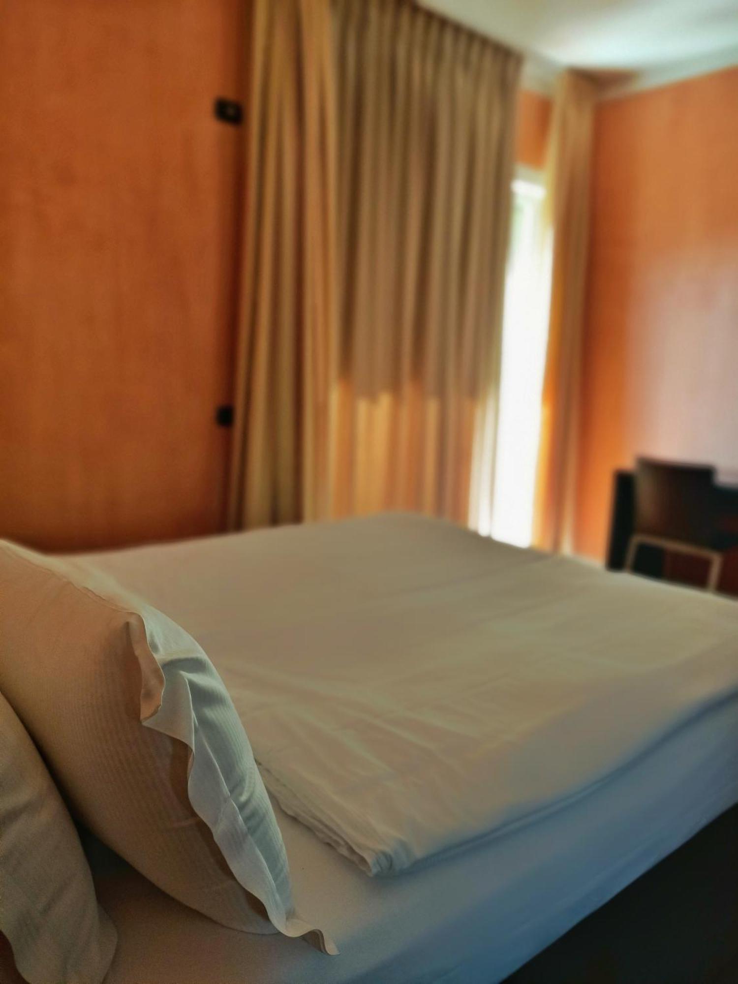 Aquazzurra Resort & Aparthotel Каннобио Экстерьер фото