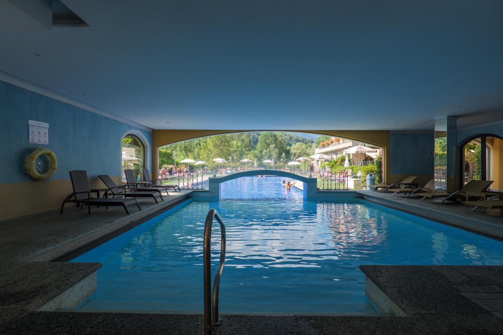 Aquazzurra Resort & Aparthotel Каннобио Экстерьер фото