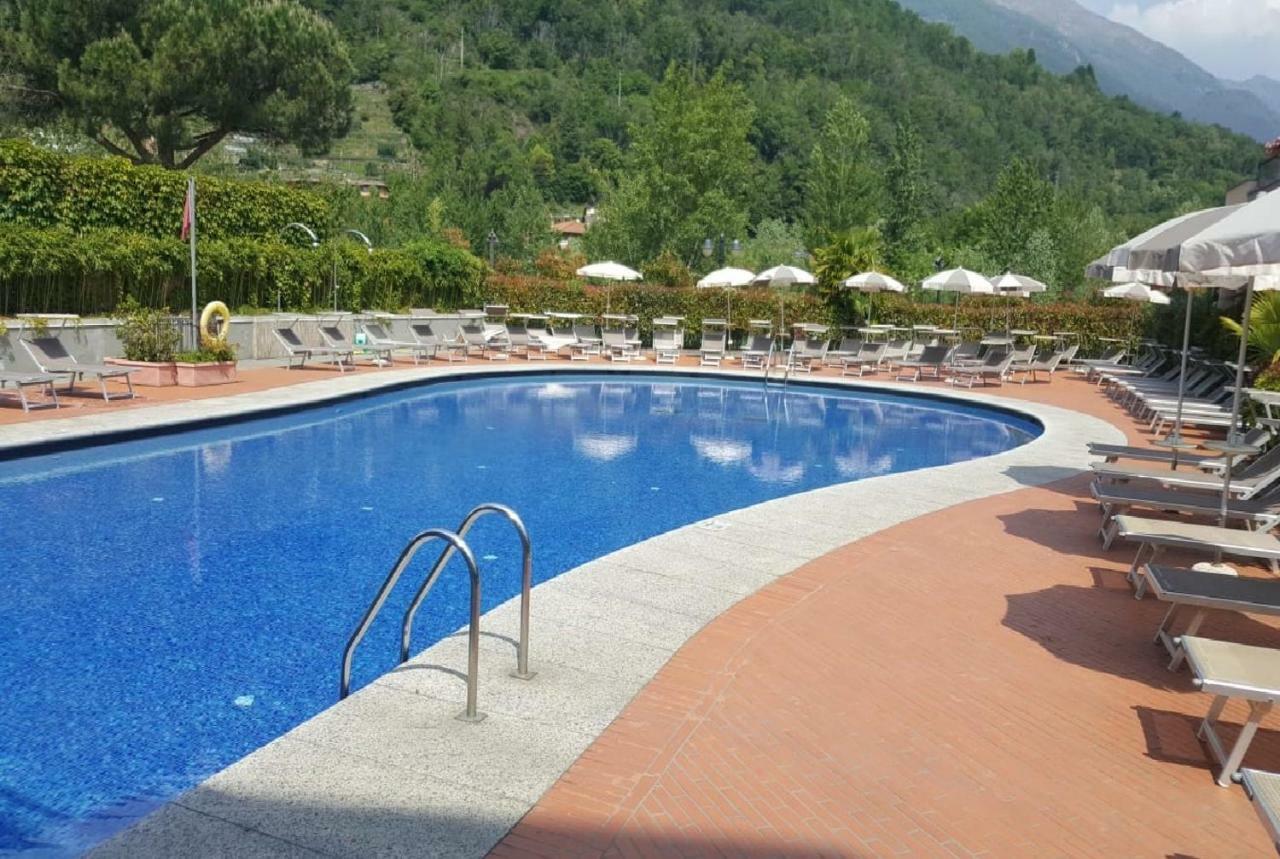 Aquazzurra Resort & Aparthotel Каннобио Экстерьер фото